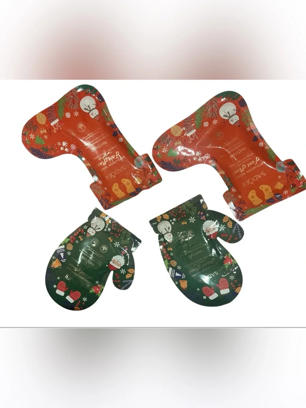 NWT Set of (4) Hand/Feet Masks